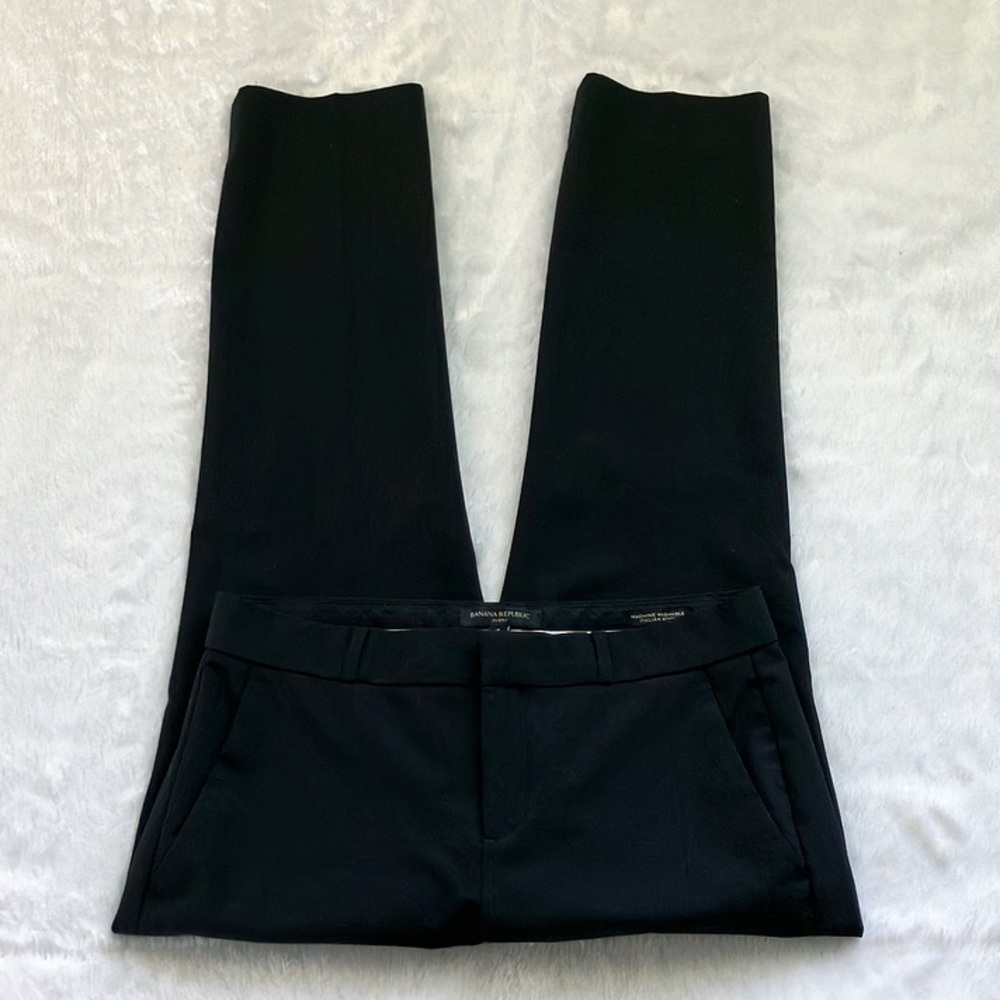 Like New Banana Republic Machine Washable Italian Wool Avery Fit Pants, Size 4